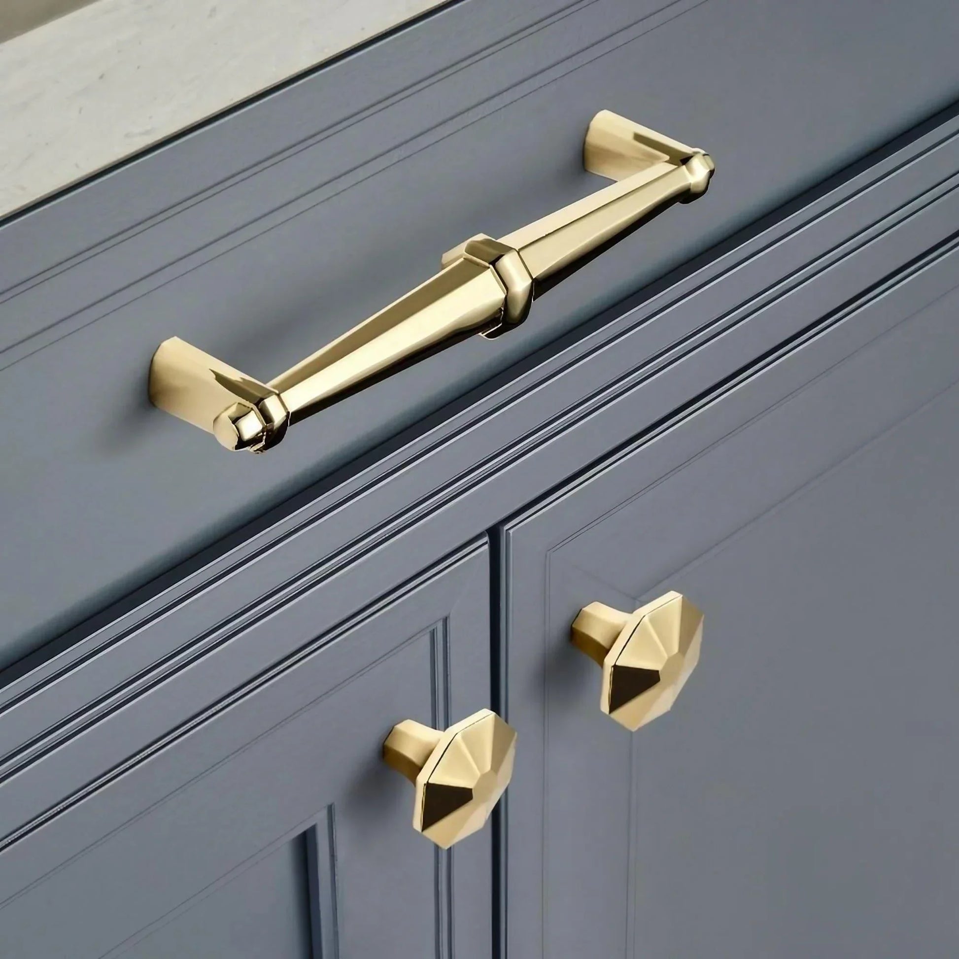 Light Luxury Polished Gold Cabinet Pulls and Knobs - KAHO Hardware
