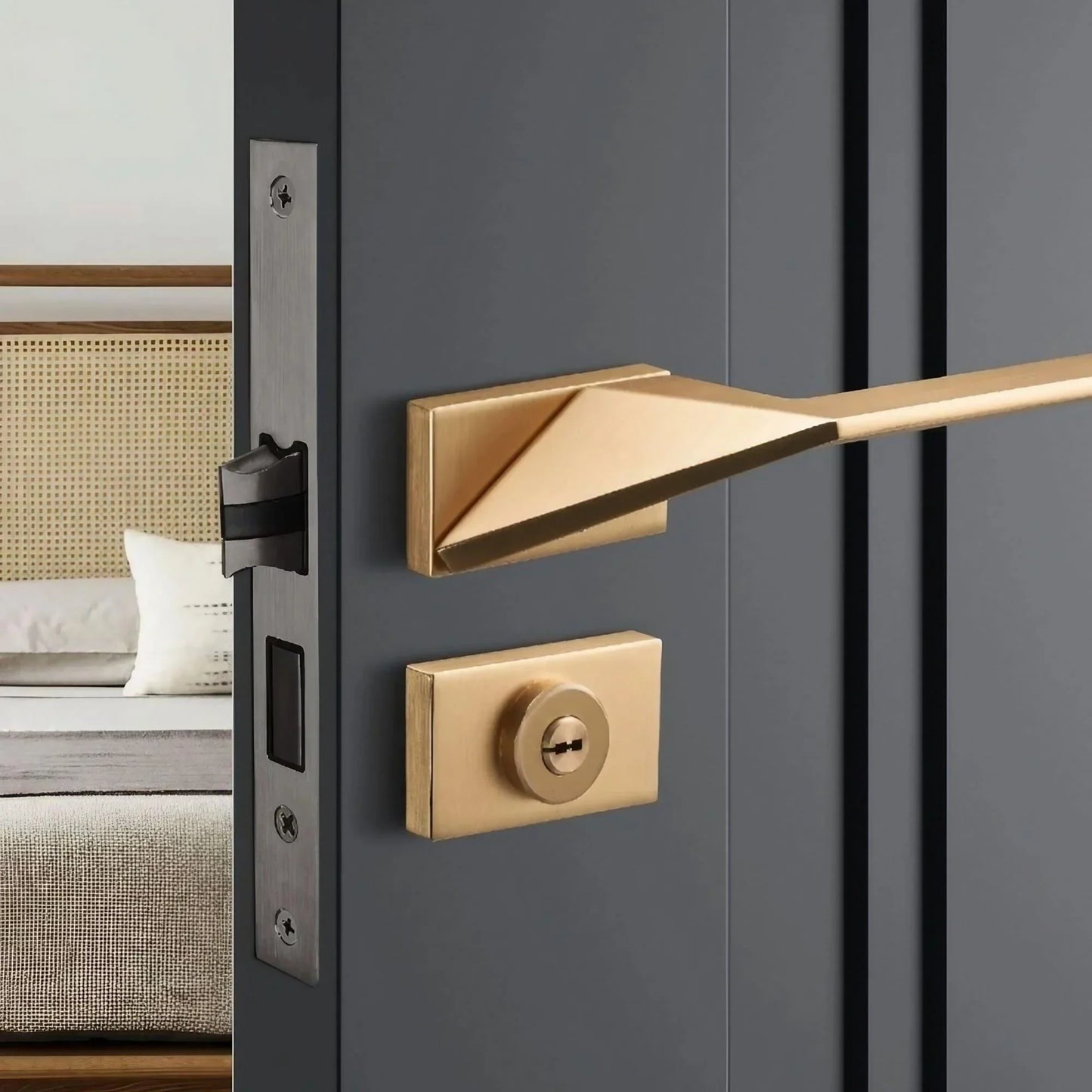 Geometric Aesthetics Interior Door Handles with Locks - KAHO Hardware