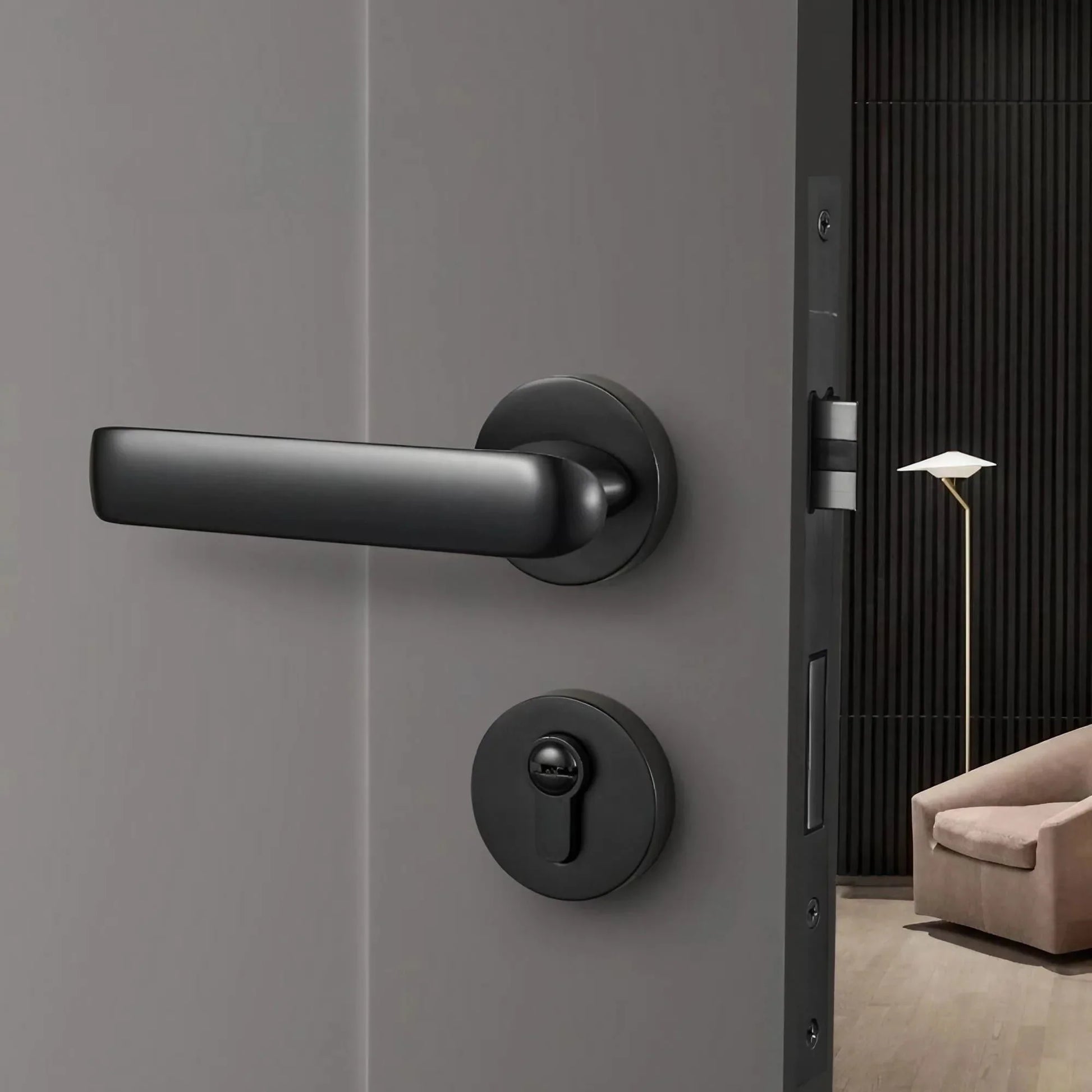 Matte Black Lever Door Handle with Key Lock - KAHO Hardware