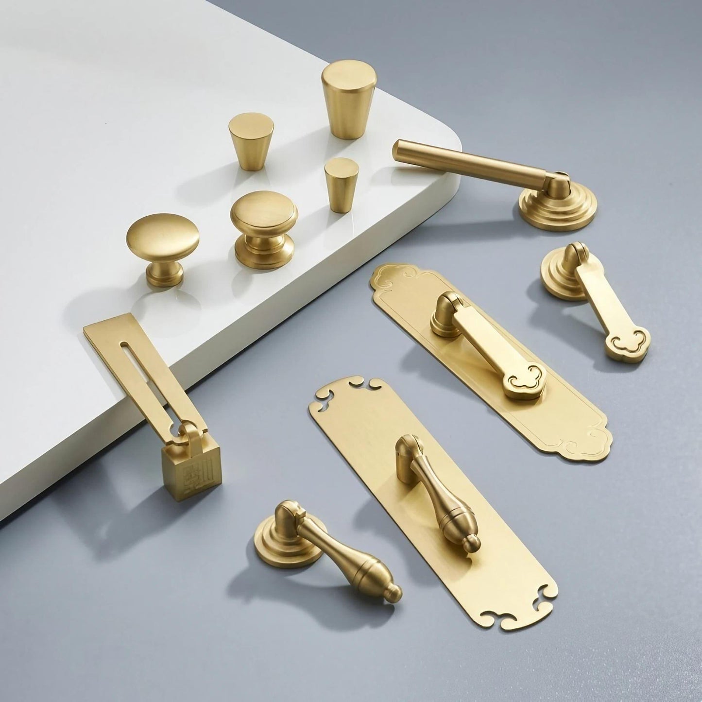 Solid-Brass-Pendant-Pulls-01